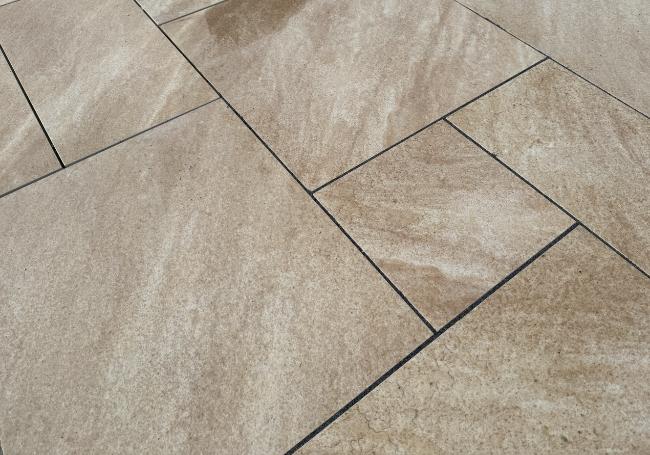 Bradstone Mode Profiled Honey Porcelain 18.36m² Paving Pack