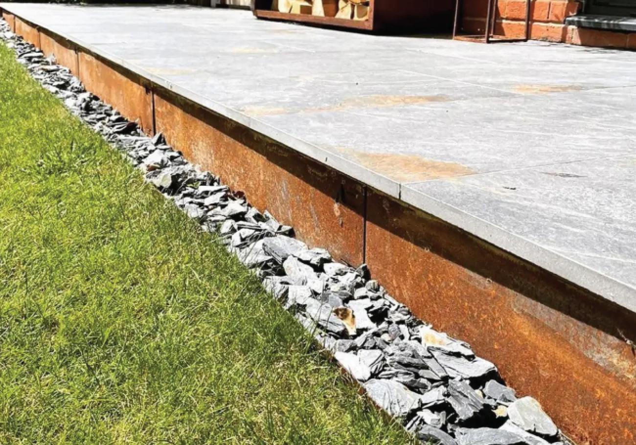 Core Edge 100mm Steel Lawn Edging 5m Pack Core Edge 100mm Steel Lawn Edging 5m Pack