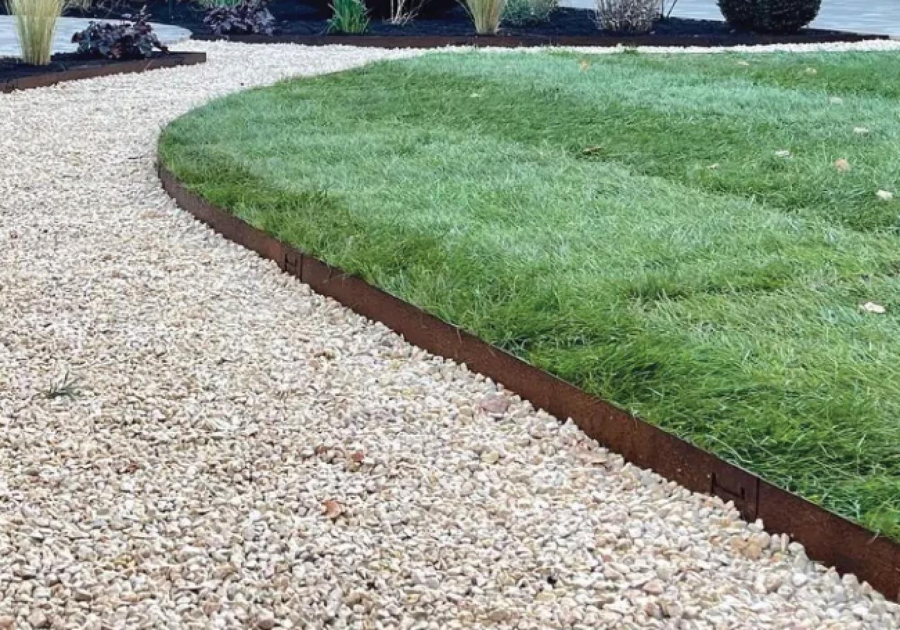 Core Edge 150mm Steel Lawn Edging 5m Pack Brown Core Edge 150mm Steel Lawn Edging 5m Pack Brown