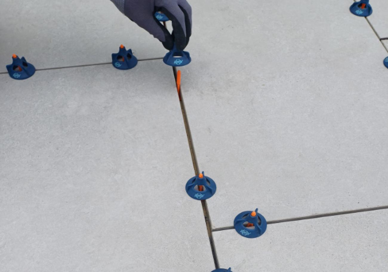 Joint-It Paving Spacers & Levelling Caps Joint-It Paving Spacers & Levelling Caps