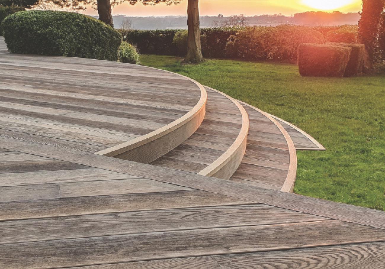 Millboard Enhance Grain Composite Decking Antique Oak Millboard Enhance Grain Composite Decking Antique Oak
