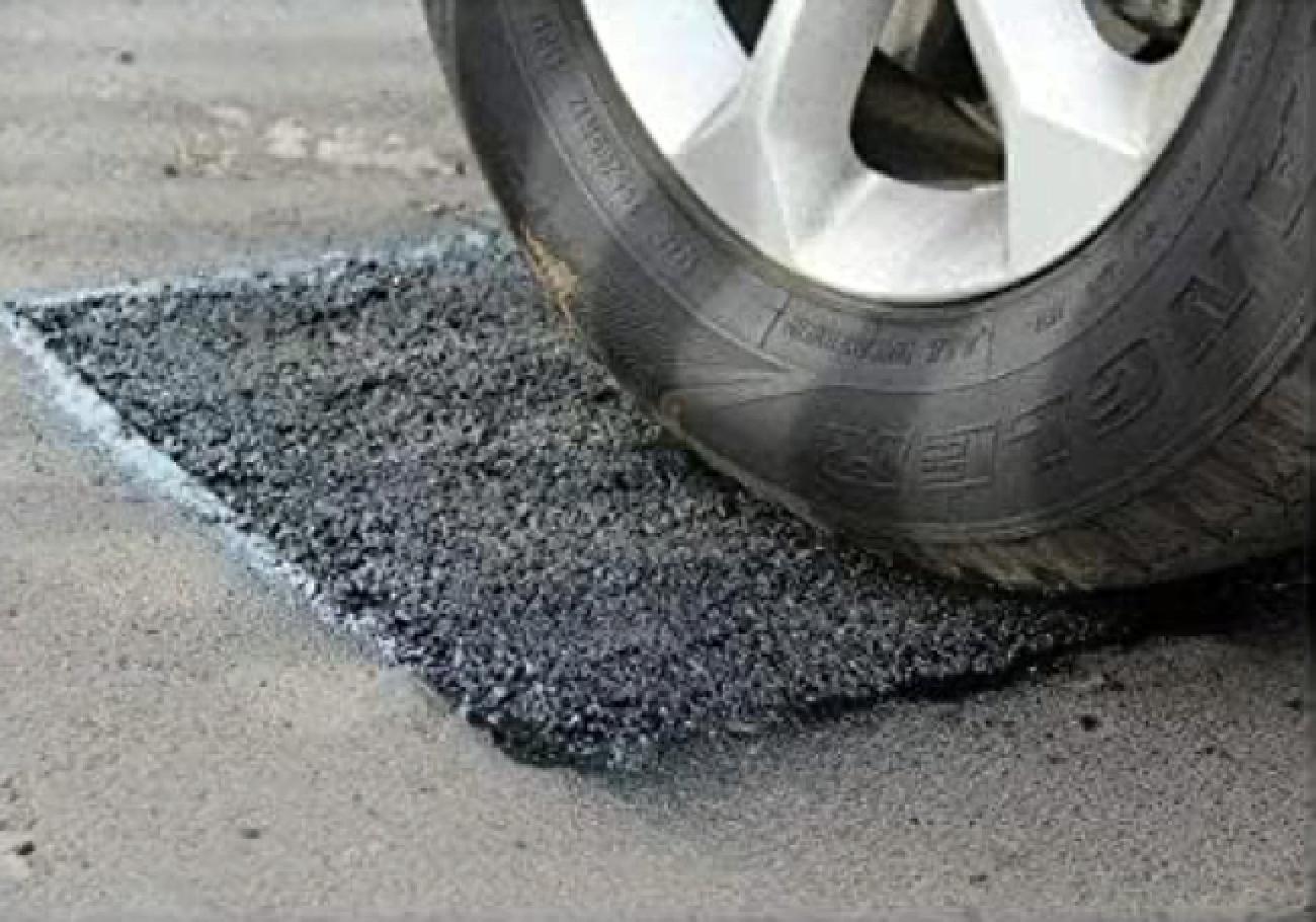 Hanson Macadam Drive Repair Tarmac 25kg Bag
