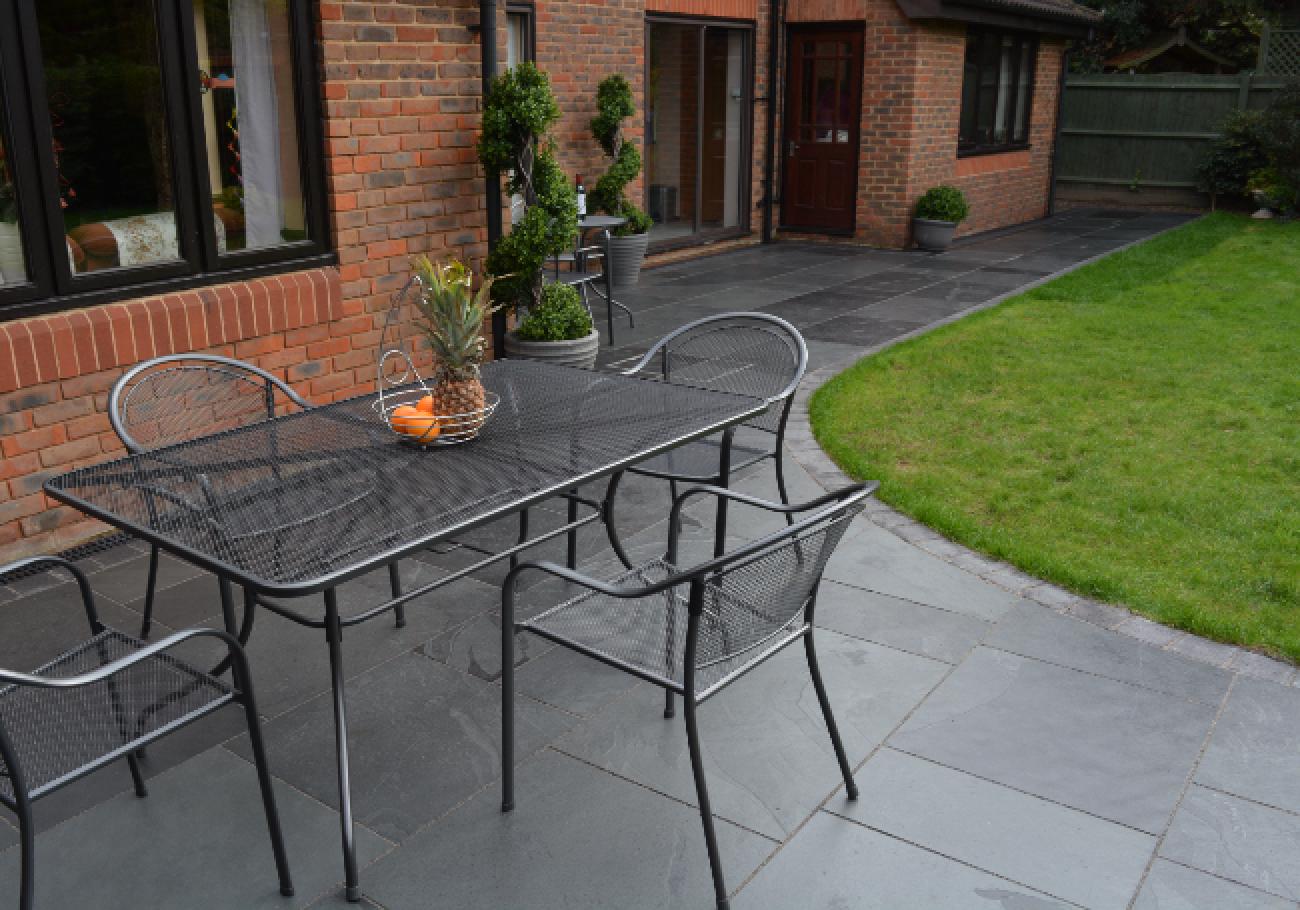 AWBS Brazilian Slate 15.3m² Paving Pack