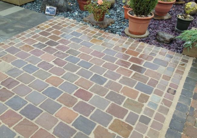 AWBS Meadow Blend Sandstone Setts 