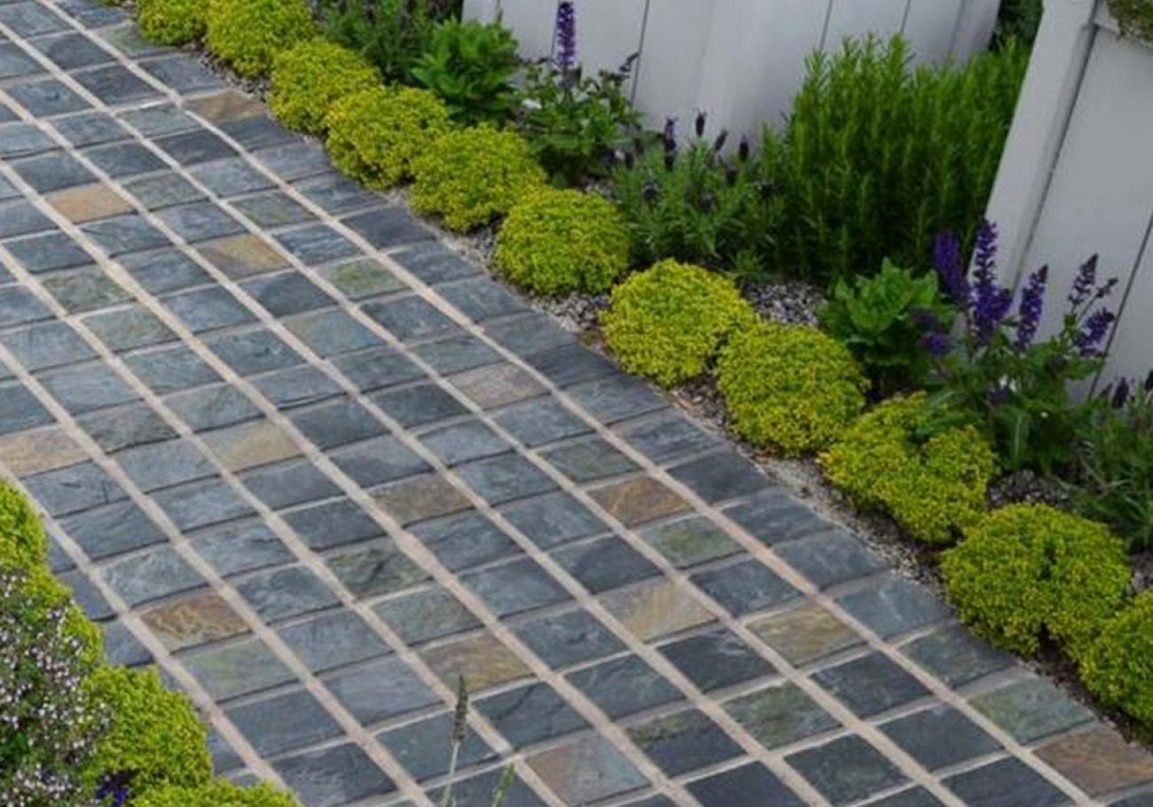 Pavestone Slate Setts 100mm Singles Pavestone Slate Setts 100mm Singles