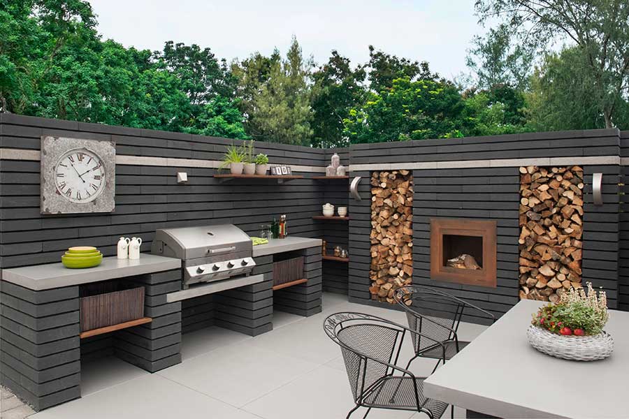 Outdoor kitchen built using Pavestone Moodul contemporary walling blocks